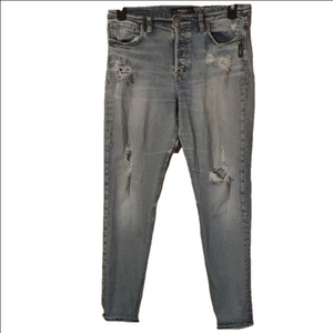 Silver The Mom Jean.  Super Distressed, Buttonfly. Size 30.